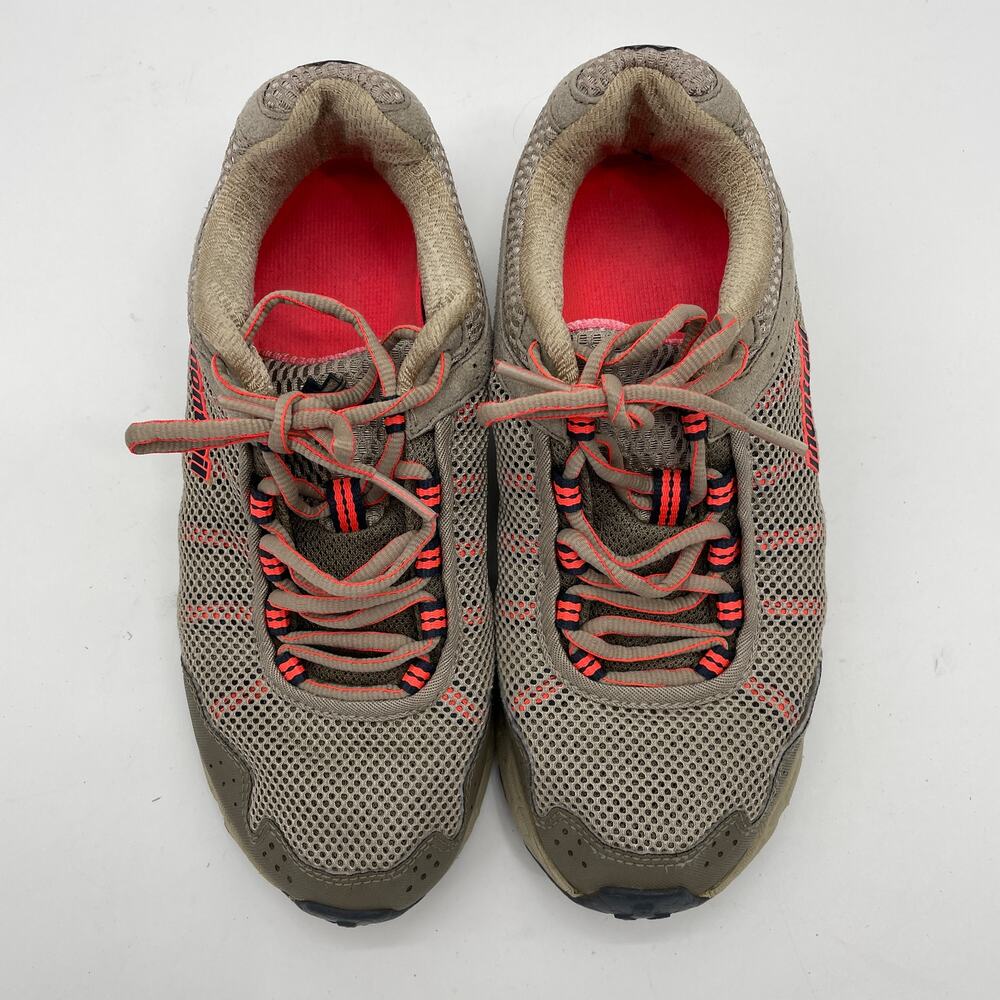 MONTRAIL Womens Gryptonite Tan Outdoor Trail Running Hiking Shoes Size 8 Sneaker